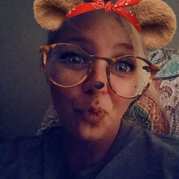 Meet your Posher, Crystal - Picture 1 of 1